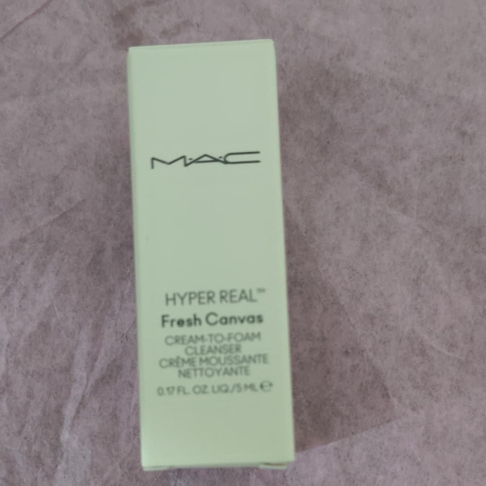 MAC M.A.C.  Cosmetics Hyper Real Fresh Canvas Cleanser  5 mL Bundle 6/$24